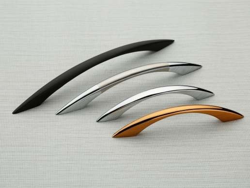 Cabinet handles in black, rose gold and chrome