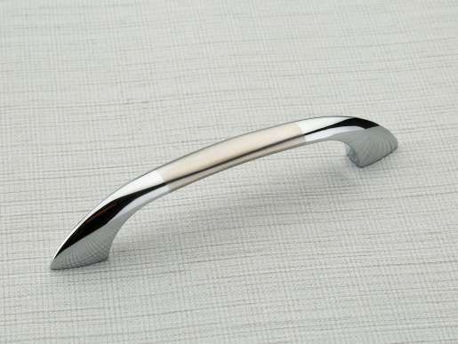 Marshal cabinet handle, chrome finish